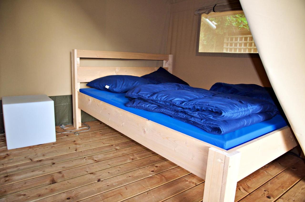 Camping Alkenhaer Appelscha Trekkerstent Safaritent Bagian luar foto