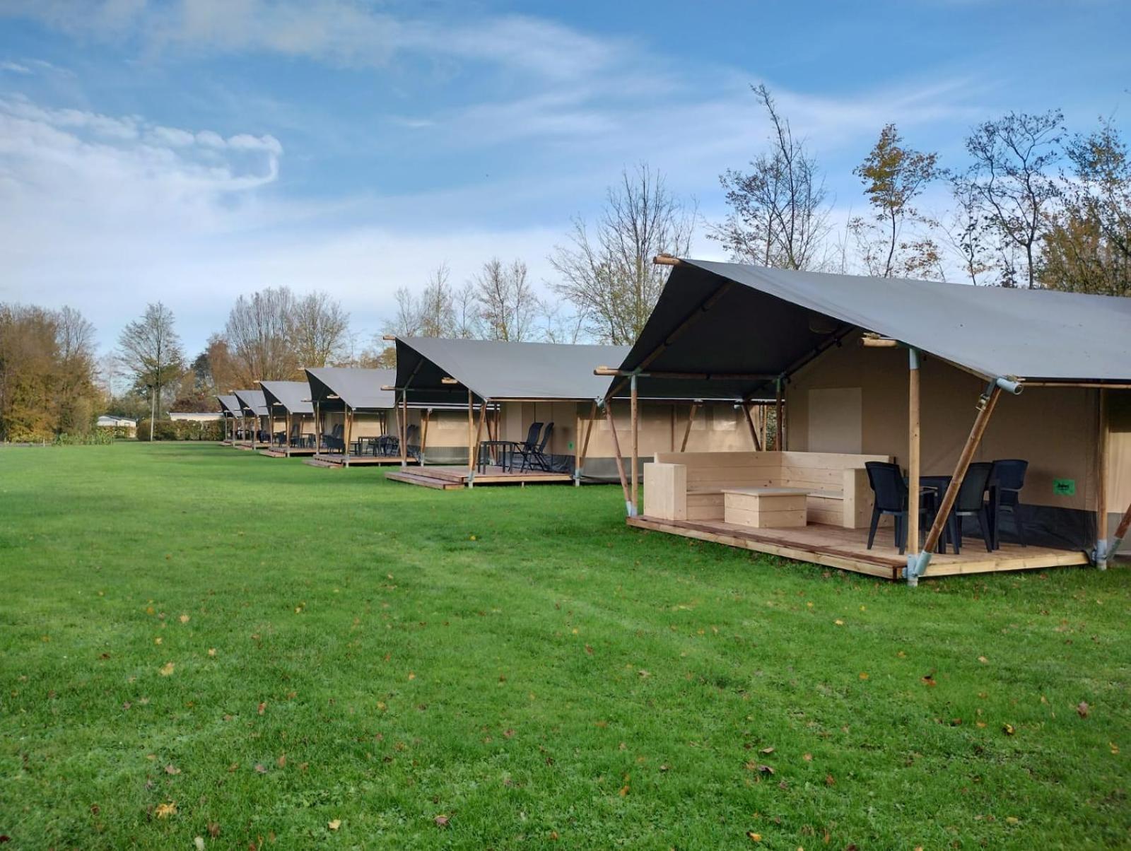Camping Alkenhaer Appelscha Trekkerstent Safaritent Bagian luar foto